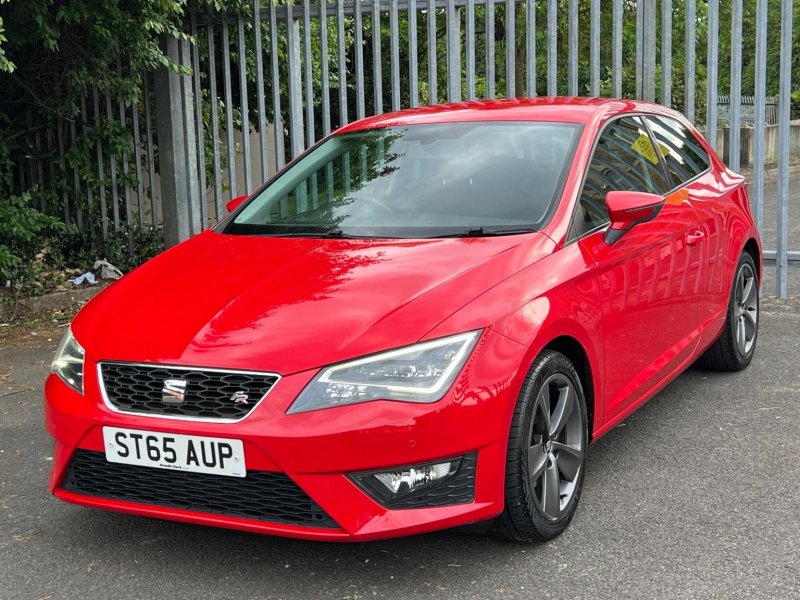 SEAT LEON